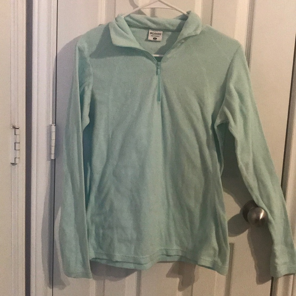 Blue Columbia pullover